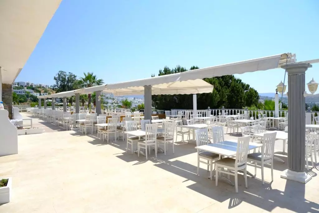 رستوران فونیکس هتل بدروم